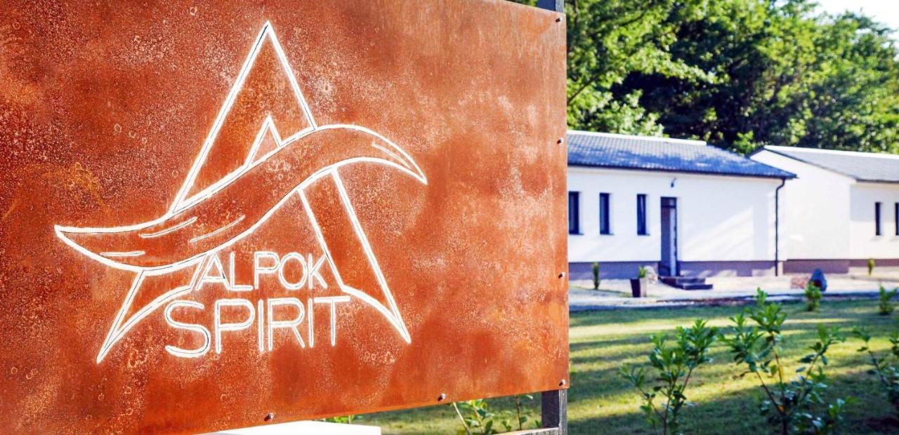 Alpok - Spirit Apartman Park Kőszeg Zewnętrze zdjęcie