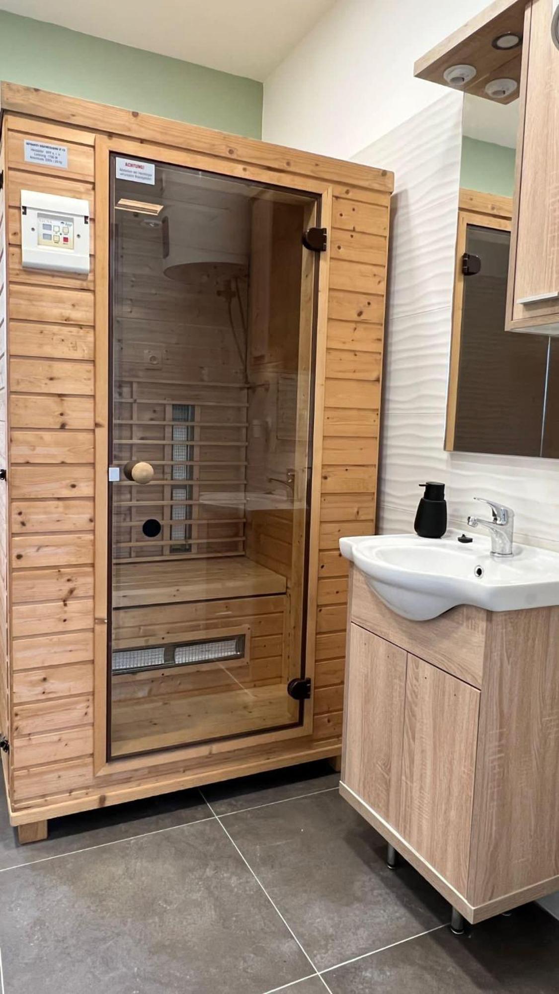 Alpok - Spirit Apartman Park Kőszeg Zewnętrze zdjęcie